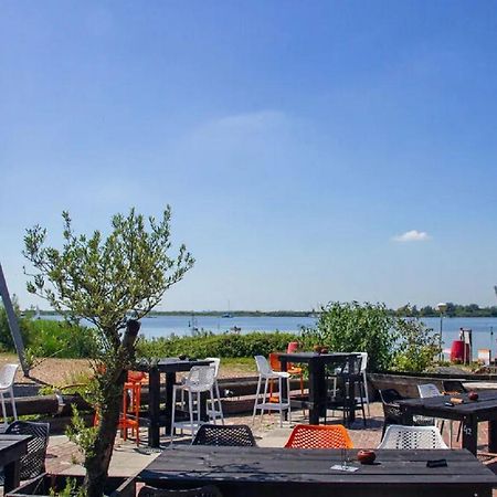 Chalet Op Camping Lauwersoog Met 3 Slaapkamers En Vaatwasser - Joycasa Ngoại thất bức ảnh