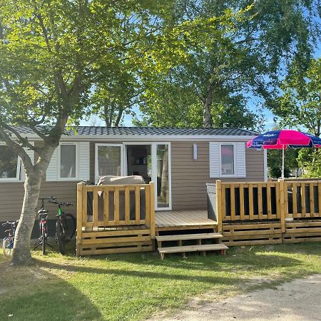 Chalet Op Camping Lauwersoog Met 3 Slaapkamers En Vaatwasser - Joycasa Ngoại thất bức ảnh