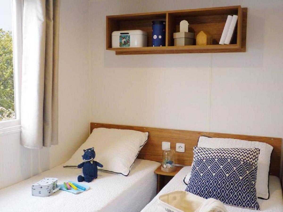Chalet Op Camping Lauwersoog Met 3 Slaapkamers En Vaatwasser - Joycasa Ngoại thất bức ảnh